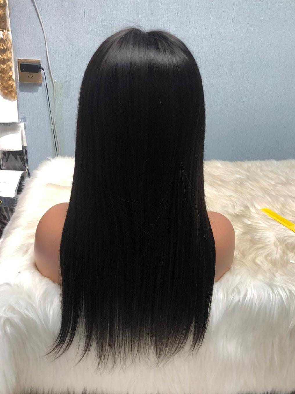 18 inches full frontal lace wig straight hair 100% human 200Dencity